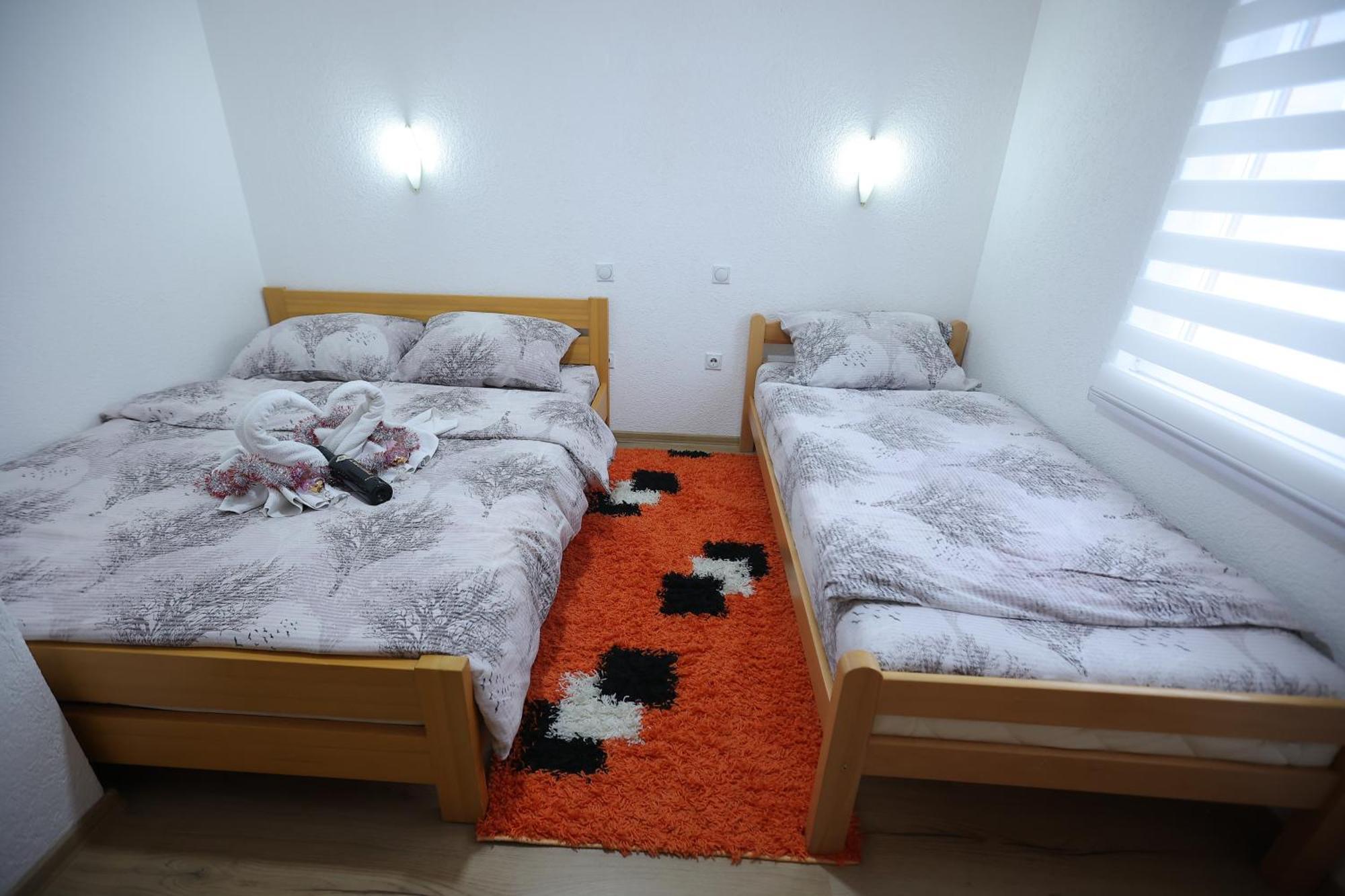 Villa "Strahinja Lux" ヤホリナ エクステリア 写真