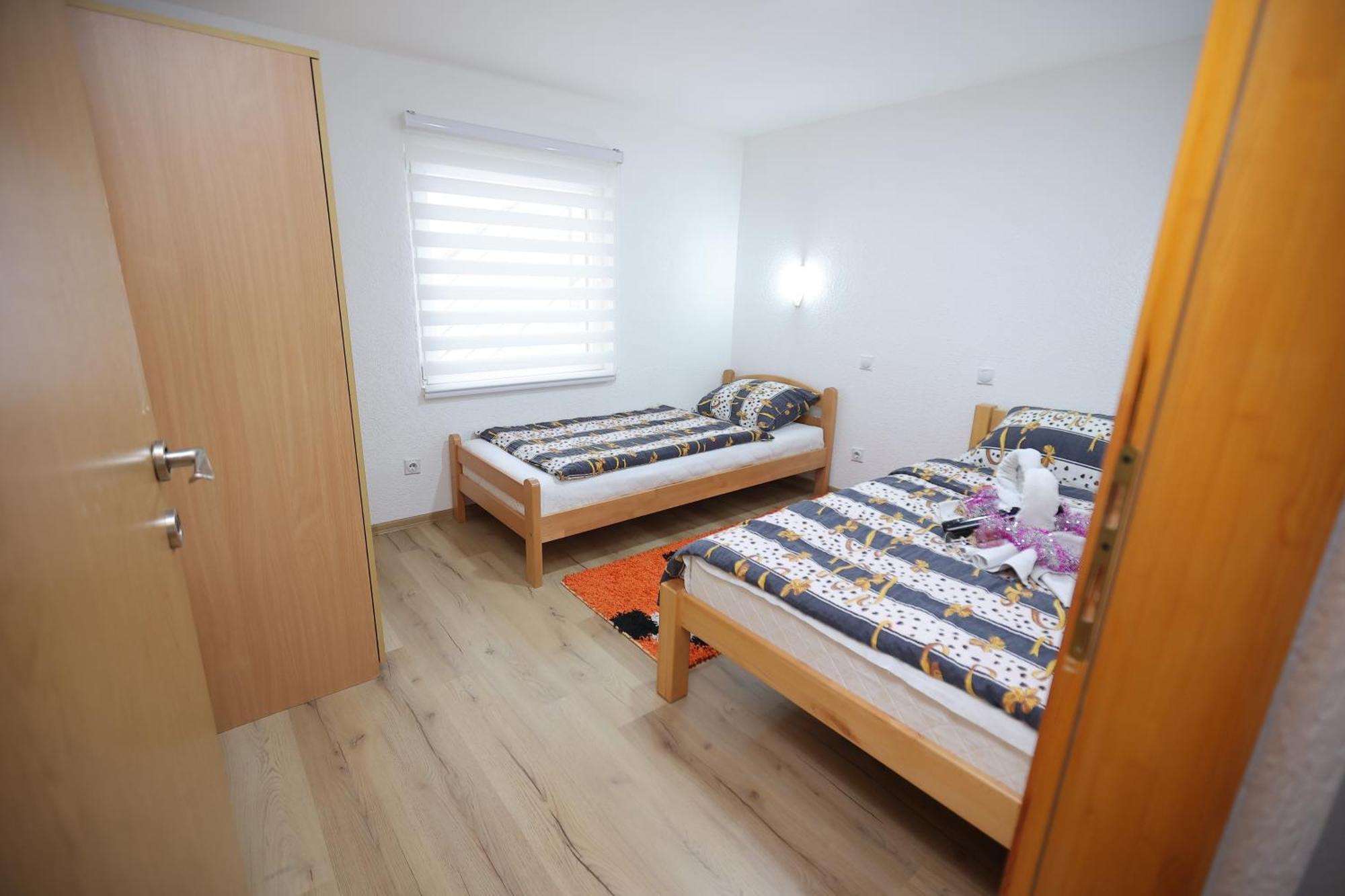 Villa "Strahinja Lux" ヤホリナ エクステリア 写真